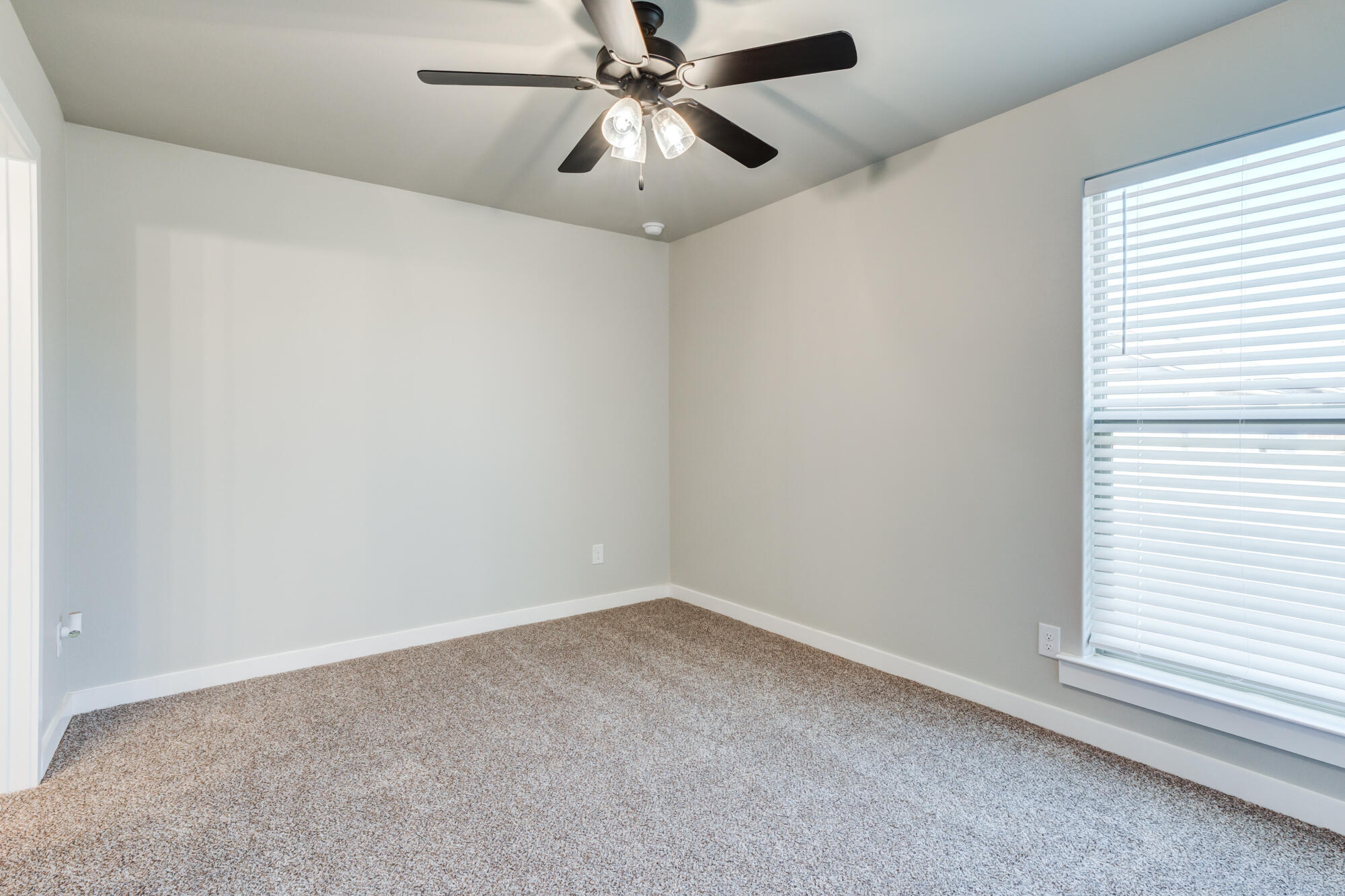 14102 Avenue R Lubbock, TX 79423 - Photo 14 of 52 DSC09141_2_3_4_5