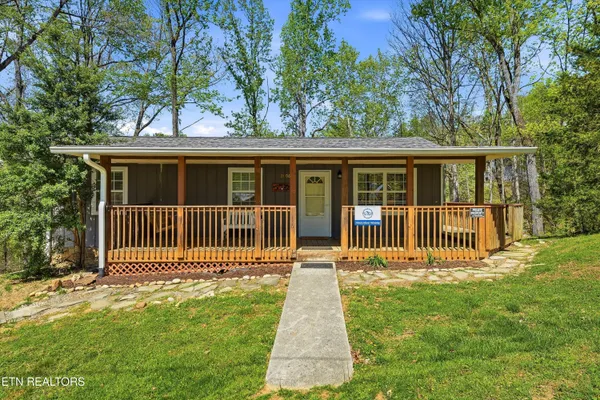 $540,000 | 2106 Hickory Manor Road, Sevierville, TN 37862