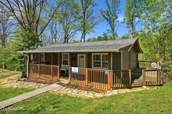 $540,000 | 2106 Hickory Manor Road, Sevierville, TN 37862