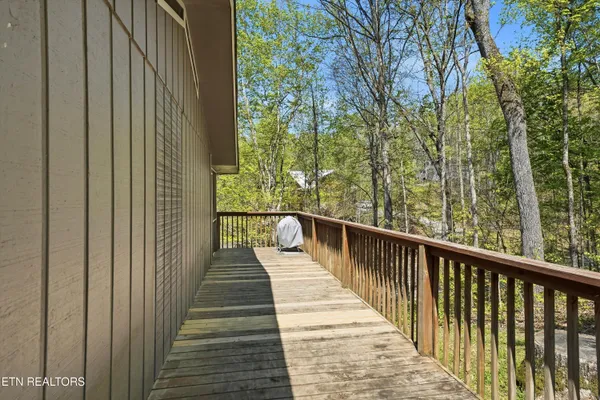 $540,000 | 2106 Hickory Manor Road, Sevierville, TN 37862