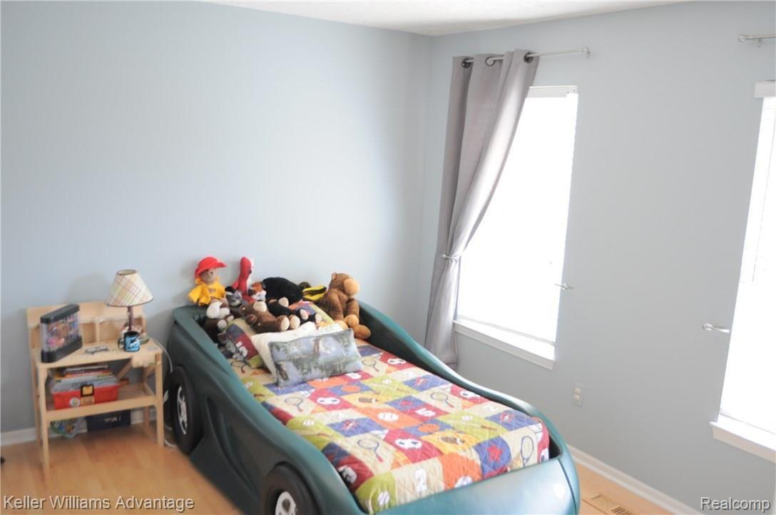 1203 Booth Street Howell, MI 48843 - Photo 25 of 28 DSC_3273.JPG