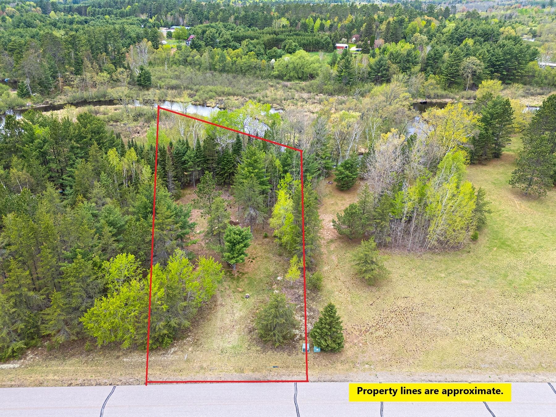 611 West Dyer Farm Road Eagle River, WI 54521 - Photo 3 of 22 Gallery Image 3