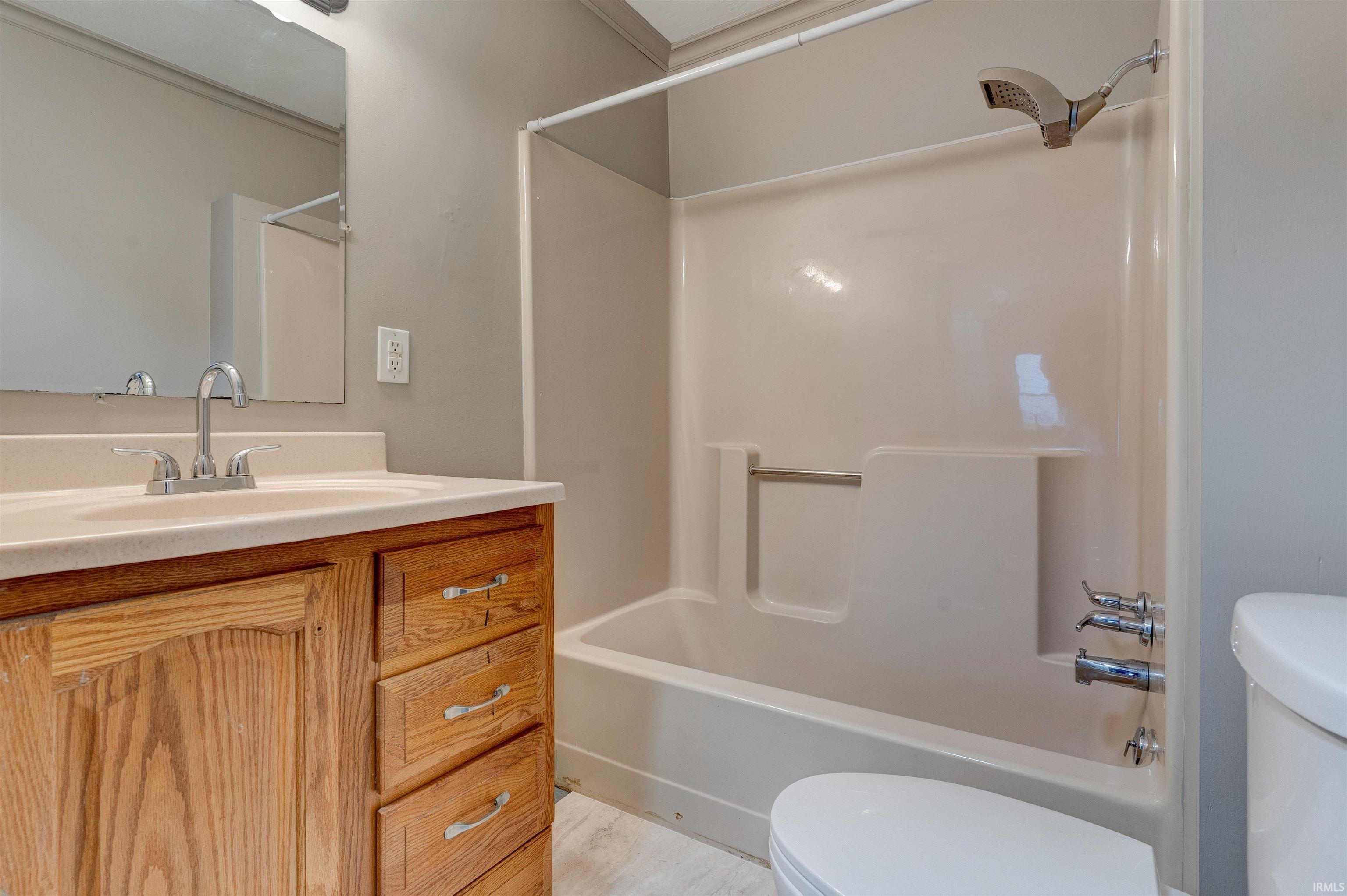 635 East Division Street Boonville, IN 47601 - Photo 14 of 25