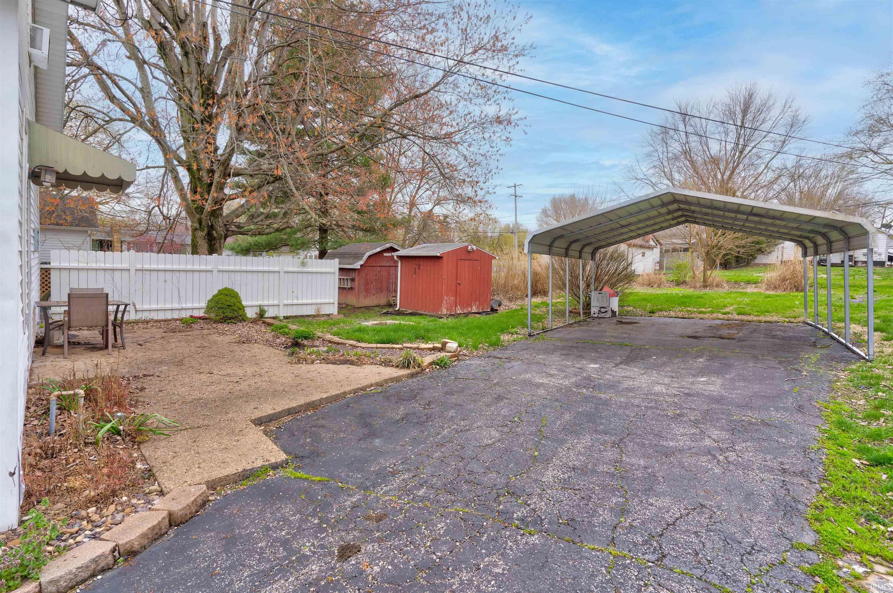 635 East Division Street Boonville, IN 47601 - Photo 22 of 25