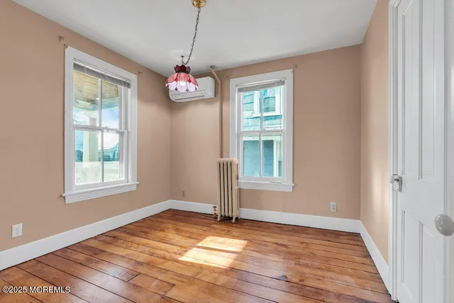 $4,900 | 31 Embury Avenue, Ocean Grove, NJ 07756