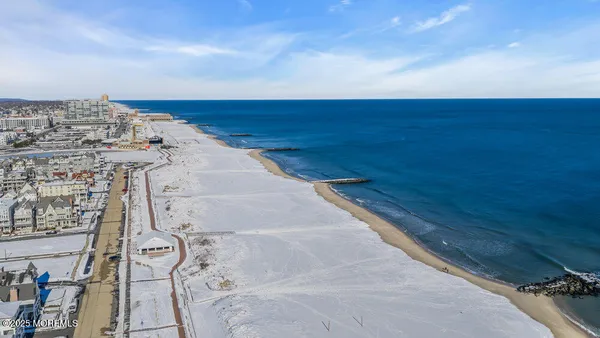 $4,500 | 31 Embury Avenue, Ocean Grove, NJ 07756