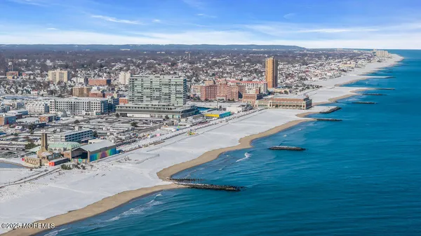 $4,500 | 31 Embury Avenue, Ocean Grove, NJ 07756