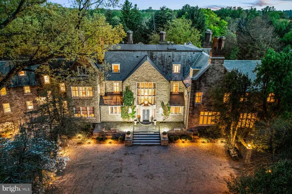 $11,875,000 | Ravenscliff, Wayne, PA 19087