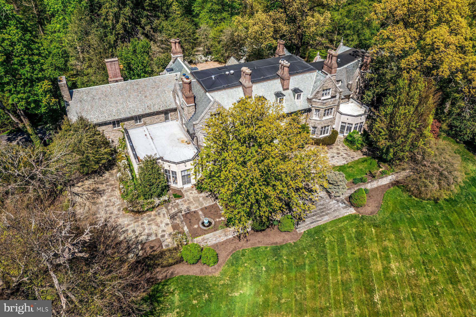 Ravenscliff Wayne, PA 19087 - Photo 4 of 103