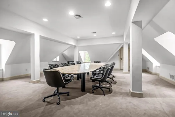 $11,875,000 | Ravenscliff, Wayne, PA 19087