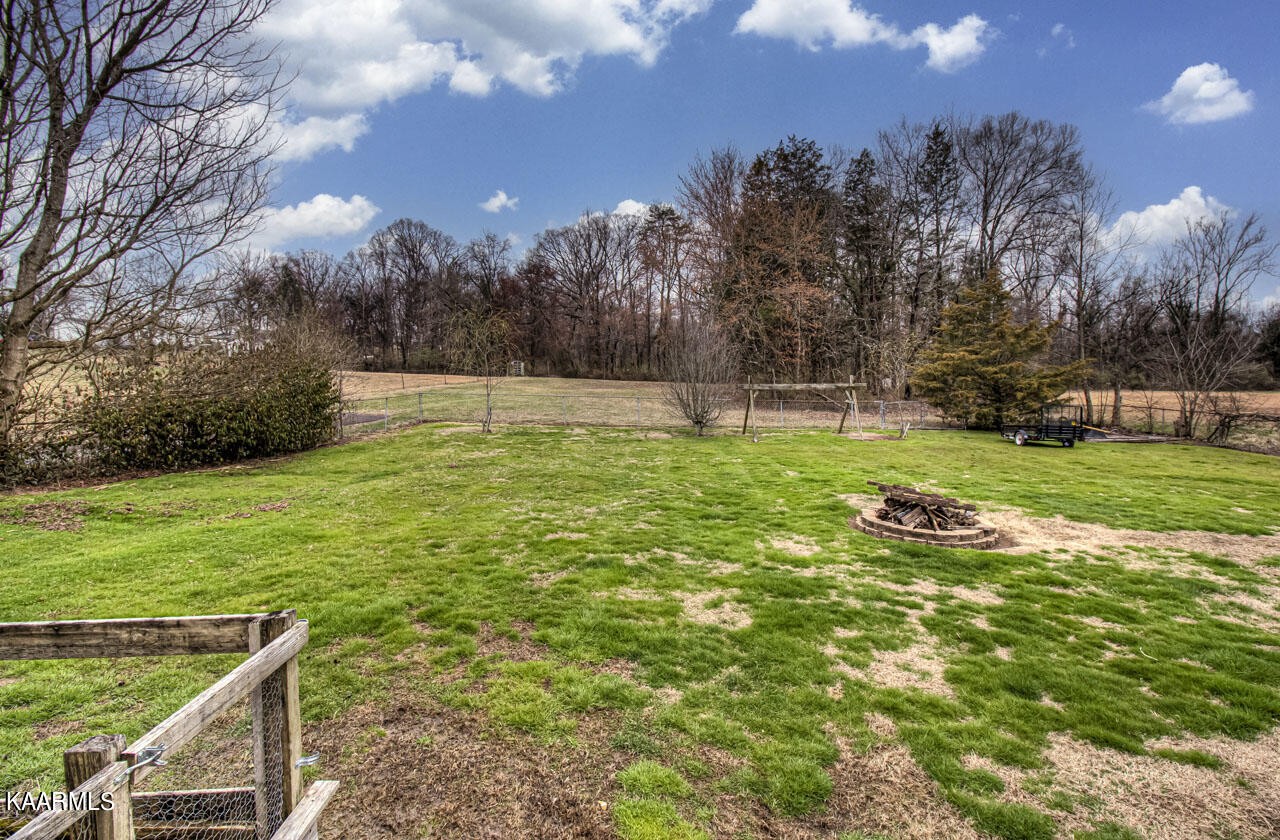 2329 Duncan Road Maryville, TN 37803 - Photo 5 of 30 Gallery Image 5