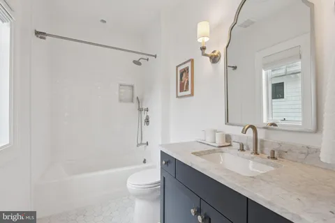 $4,295,000 | 5120 Wessling Lane, Bethesda, MD 20814