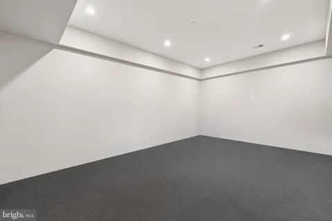 $4,295,000 | 5120 Wessling Lane, Bethesda, MD 20814