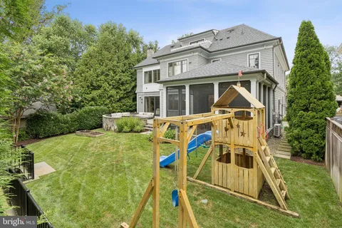 $4,295,000 | 5120 Wessling Lane, Bethesda, MD 20814