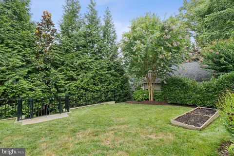 $4,295,000 | 5120 Wessling Lane, Bethesda, MD 20814