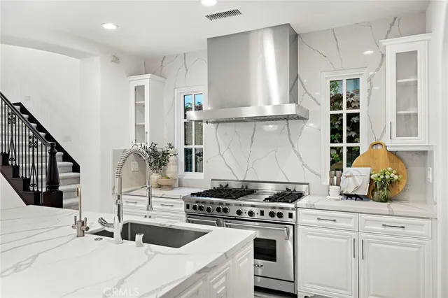 $6,100,000 | 6 Canyon Peak, Newport Coast, CA 92657