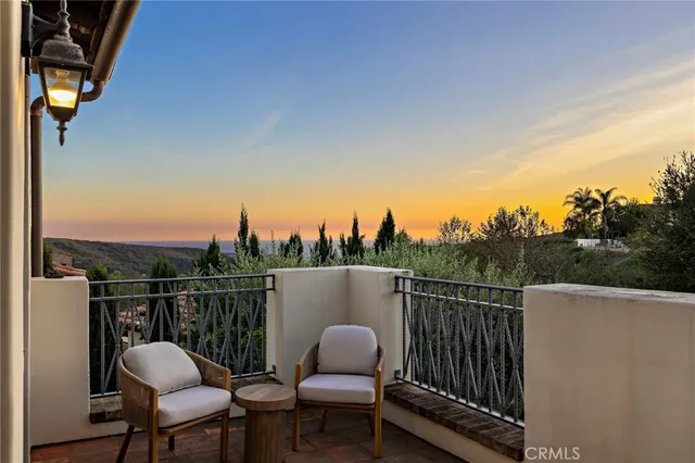 $6,100,000 | 6 Canyon Peak, Newport Coast, CA 92657