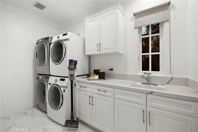 $6,100,000 | 6 Canyon Peak, Newport Coast, CA 92657