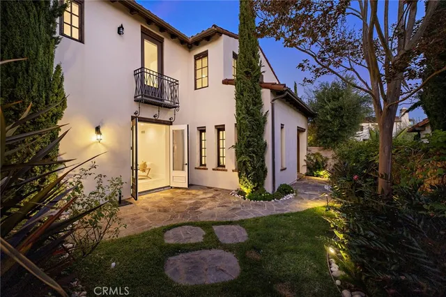 $6,100,000 | 6 Canyon Peak, Newport Coast, CA 92657
