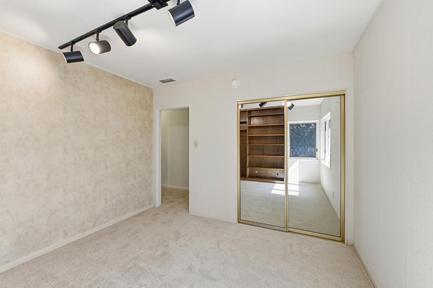 3012 Root Avenue Carmichael, CA 95608 - Photo 37 of 76