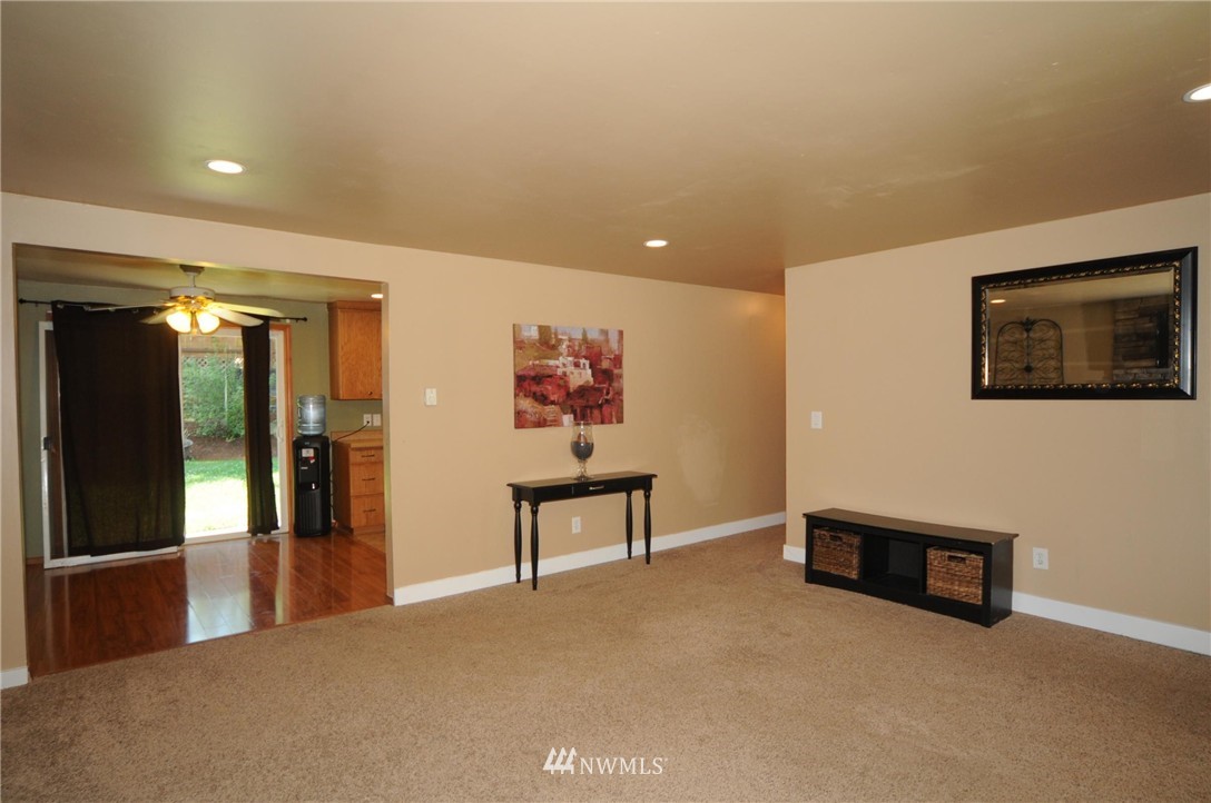 13639 197th Avenue Southeast Renton, WA 98059 - Photo 5 of 25
