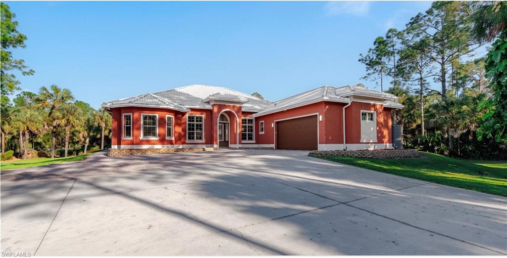 670 1st St Northwest