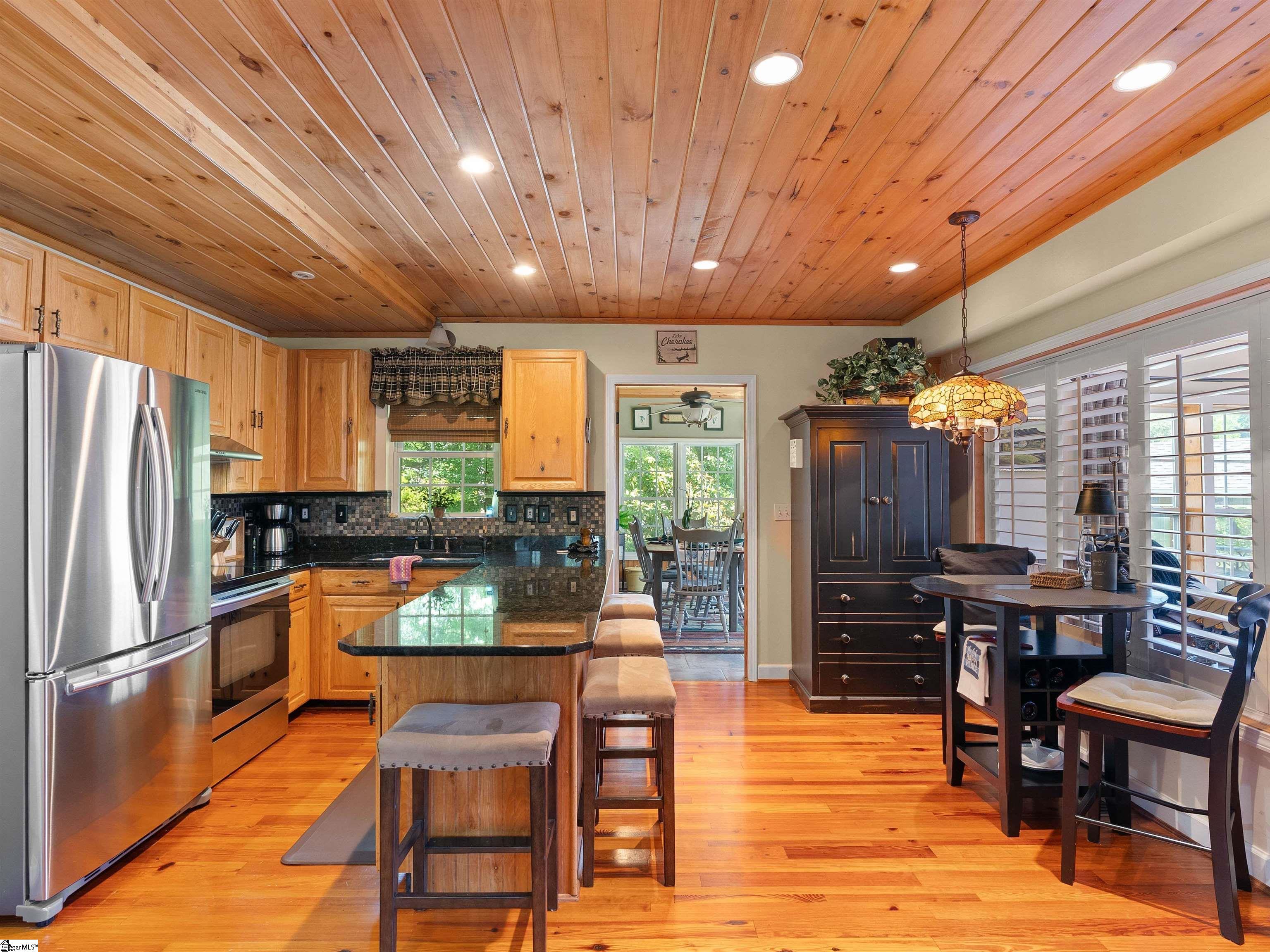 339 Jumping Branch Road Tamassee, SC 29686 - Photo 8 of 50