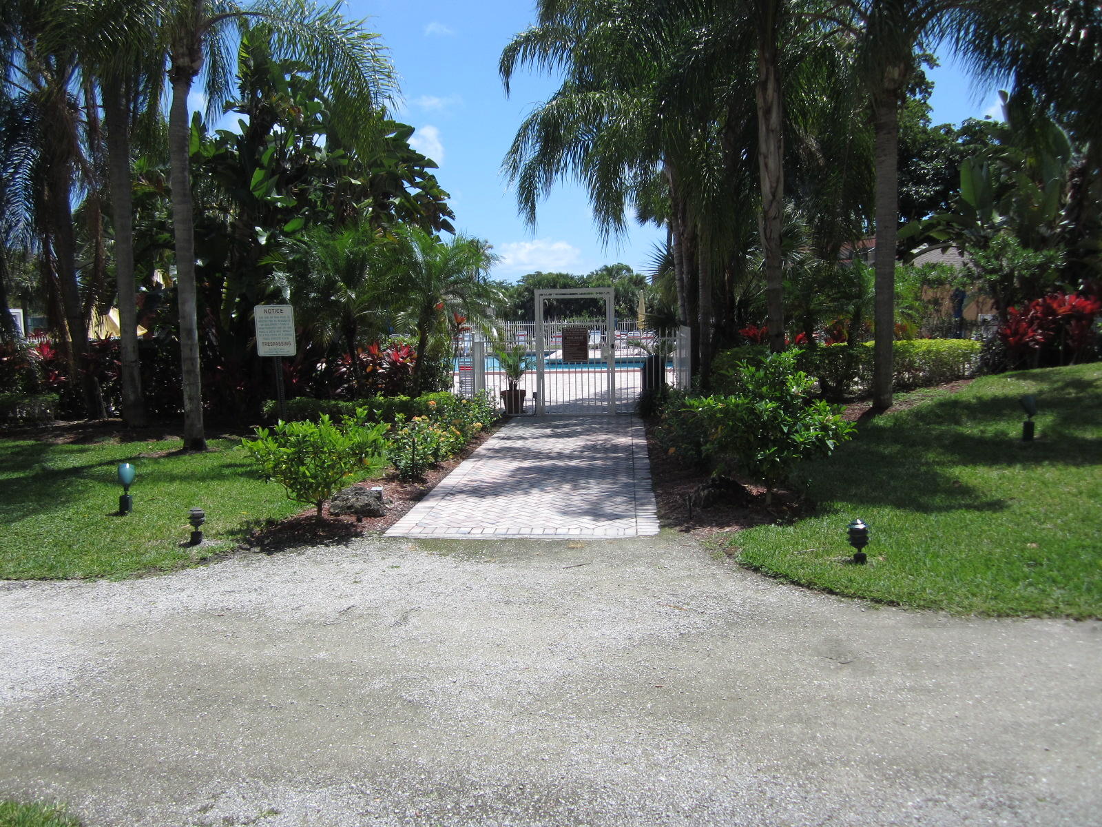 955 Dotterel Road, Unit 2511 Delray Beach, FL 33444 - Photo 11 of 18 2nd pool
