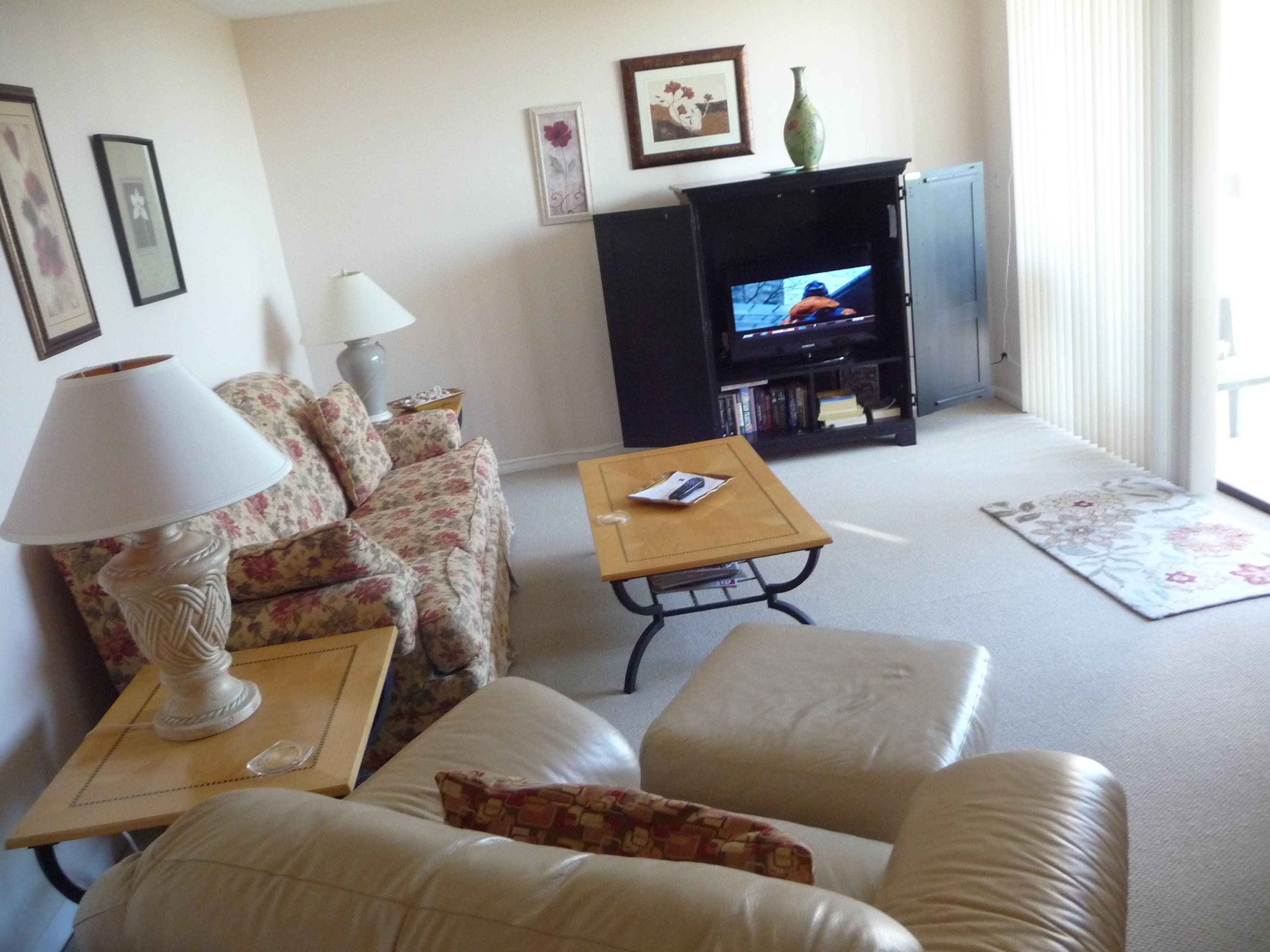 955 Dotterel Road, Unit 2511 Delray Beach, FL 33444 - Photo 3 of 18 living room