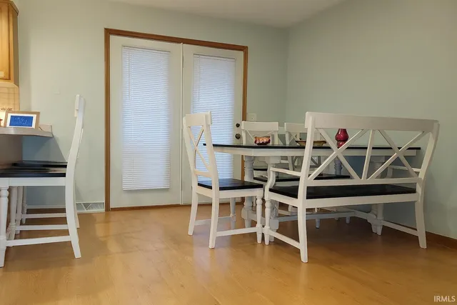 $254,500 | 1720 Tanglewood Drive, Mount Vernon, IN 47620