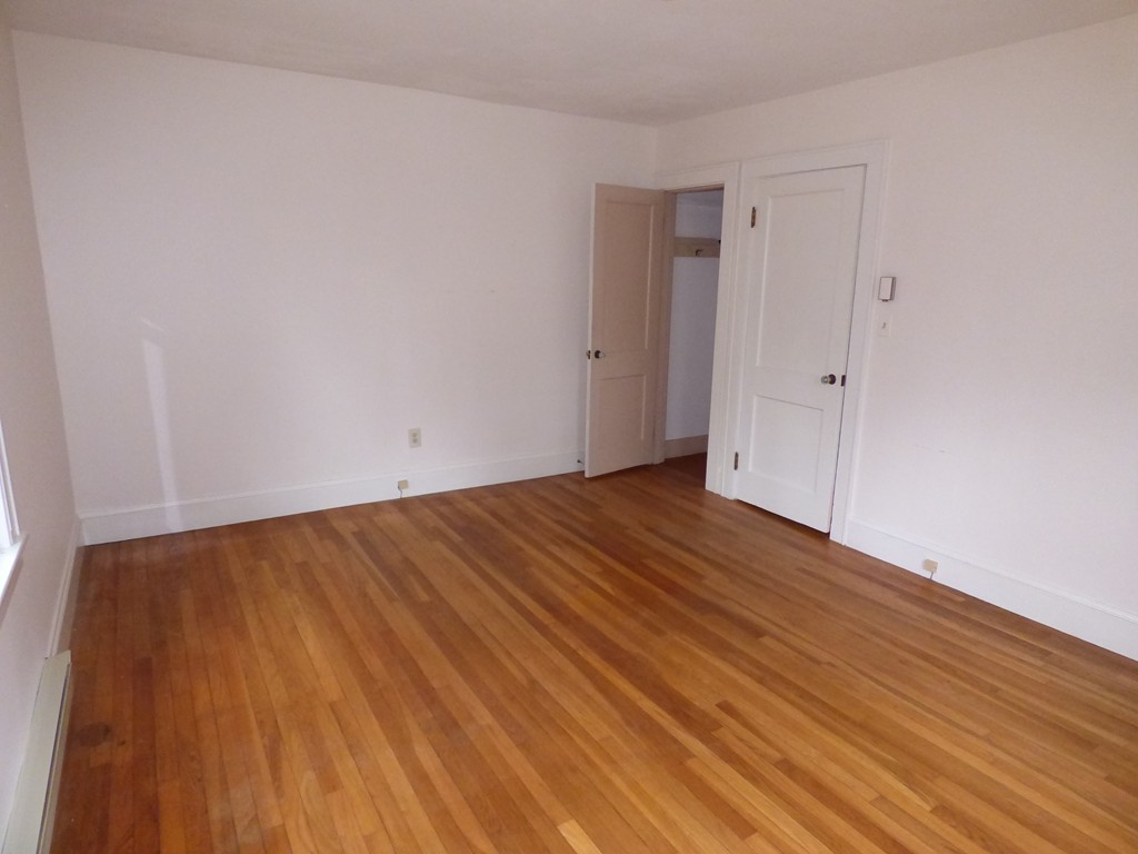 15 Heatherstone Road Amherst, MA 01002 - Photo 15 of 23
