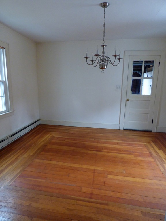 15 Heatherstone Road Amherst, MA 01002 - Photo 7 of 23