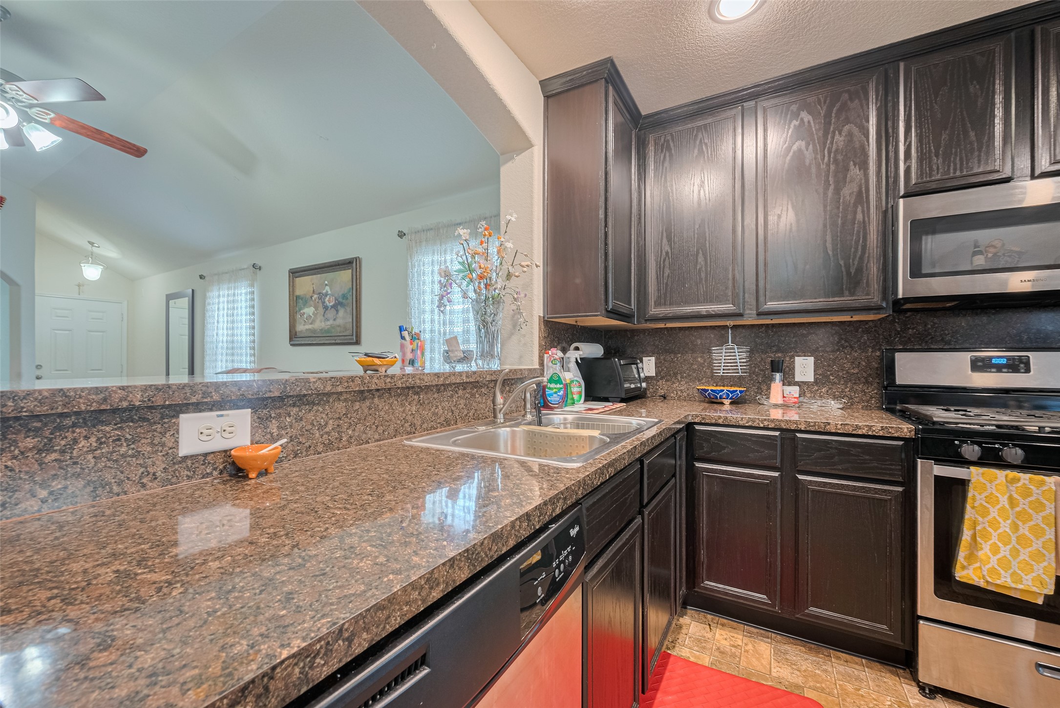 8219 Silent Deep Drive Rosenberg, TX 77469 - Photo 12 of 28