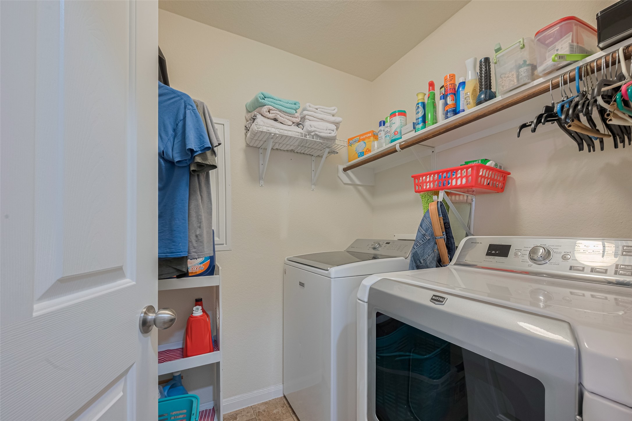 8219 Silent Deep Drive Rosenberg, TX 77469 - Photo 16 of 28 Utility Room