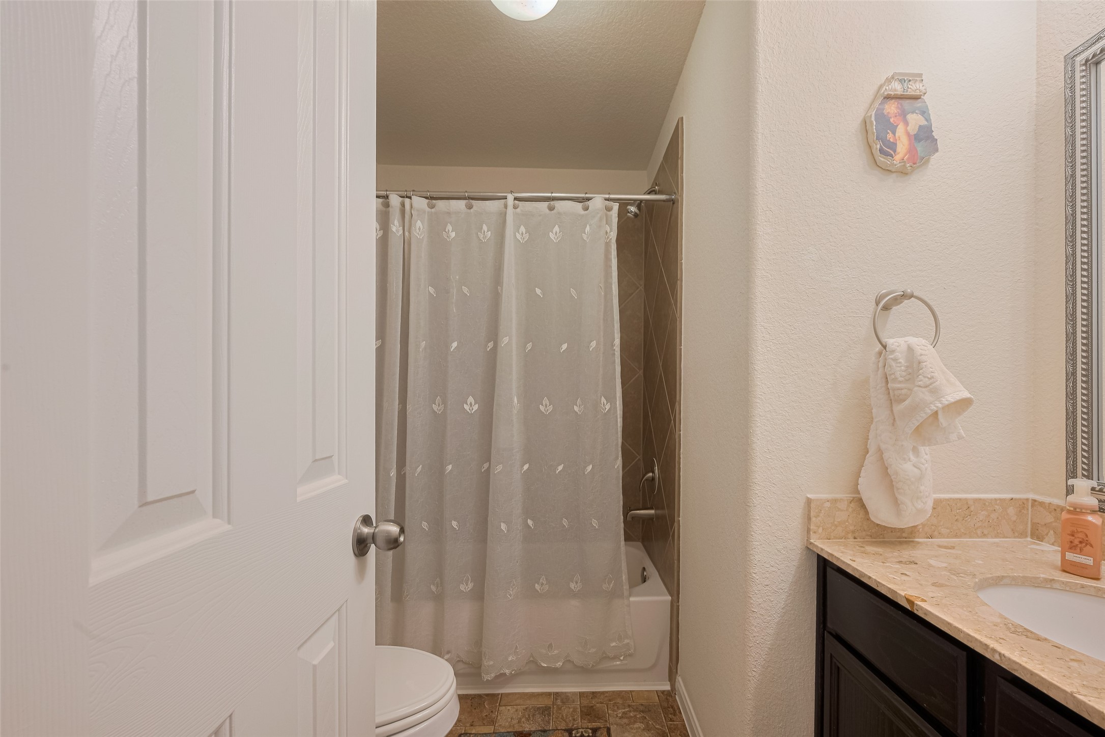 8219 Silent Deep Drive Rosenberg, TX 77469 - Photo 23 of 28 2nd Bath