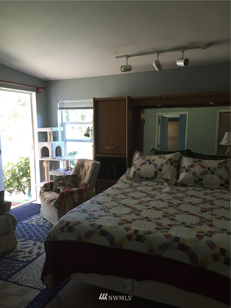 268 Squire Road Coupeville, WA 98239 - Photo 13 of 25 Gallery Image 13
