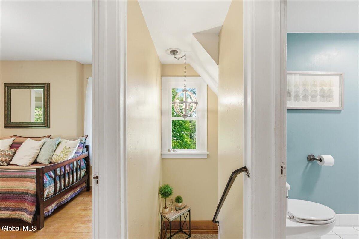 1505 Van Antwerp Road Niskayuna, NY 12309 - Photo 24 of 34 36-029_MW2_9698