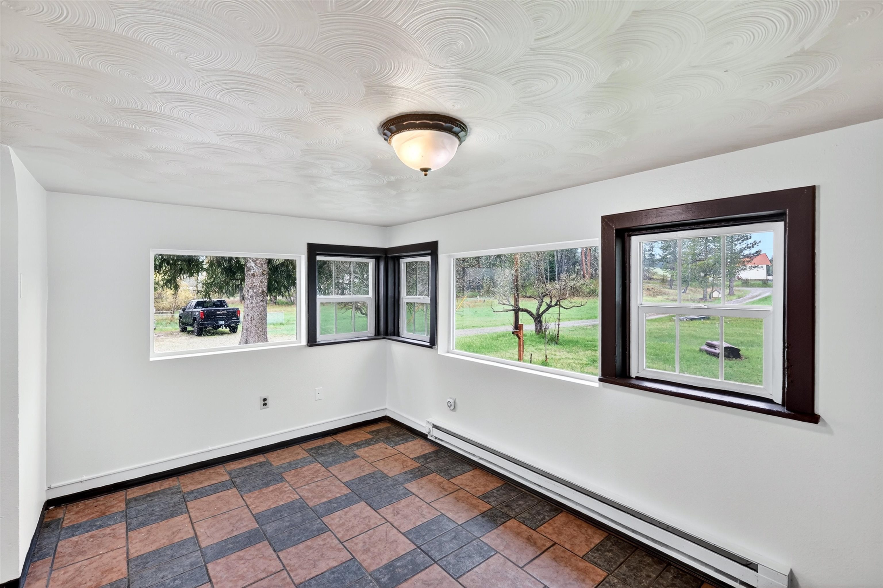 671 Baker Lake Road Newport, WA 99156 - Photo 7 of 50