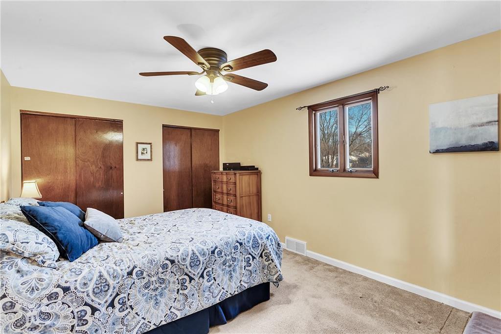 309 Oak Road Pittsburgh, PA 15239 - Photo 19 of 25