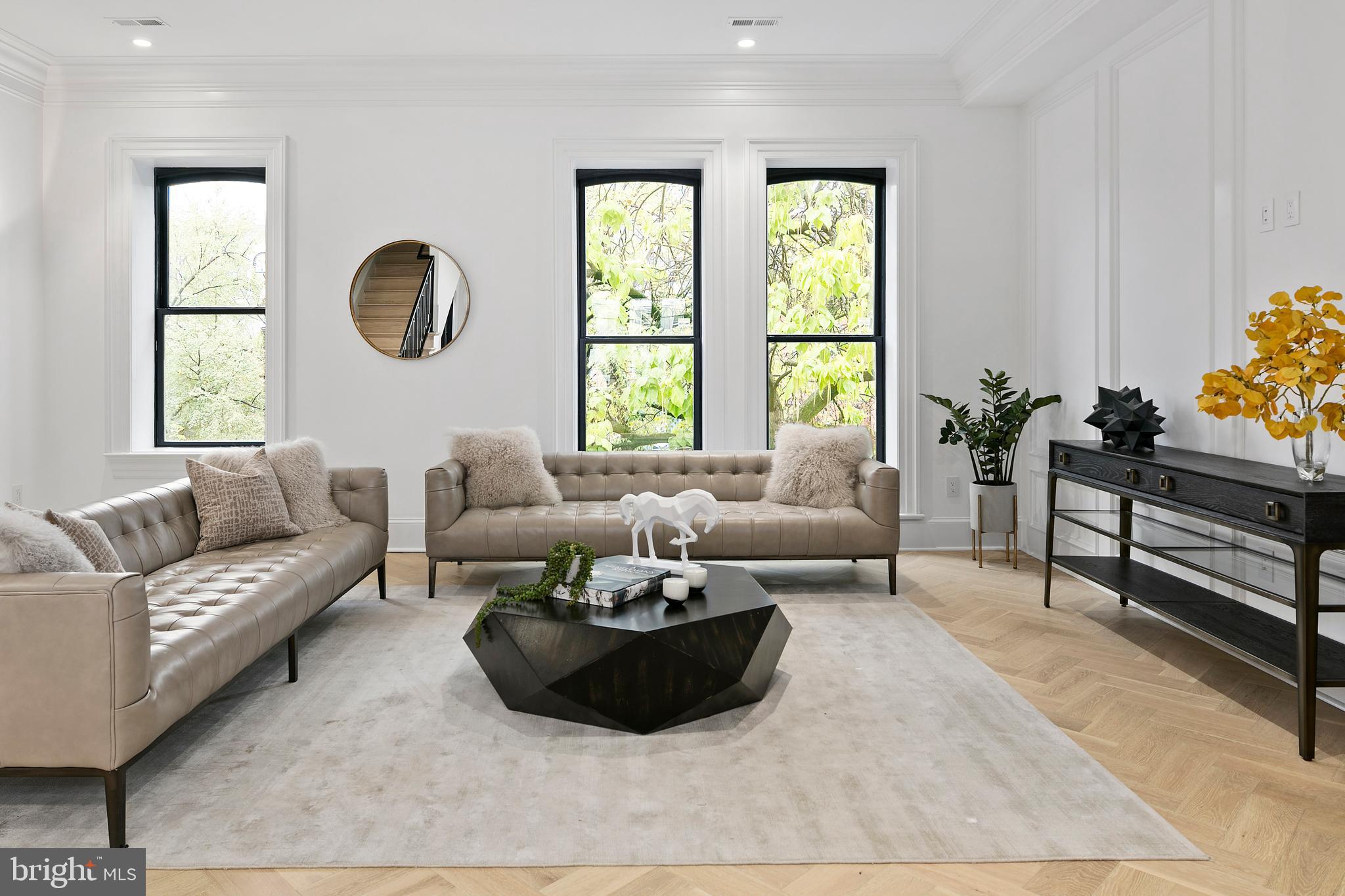 1313 R Street Northwest, Unit 2 Washington, DC 20009 - Photo 12 of 30