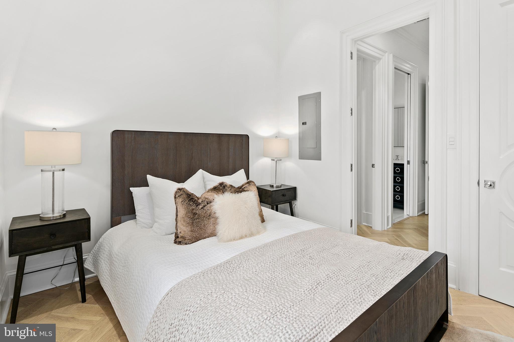 1313 R Street Northwest, Unit 2 Washington, DC 20009 - Photo 22 of 30