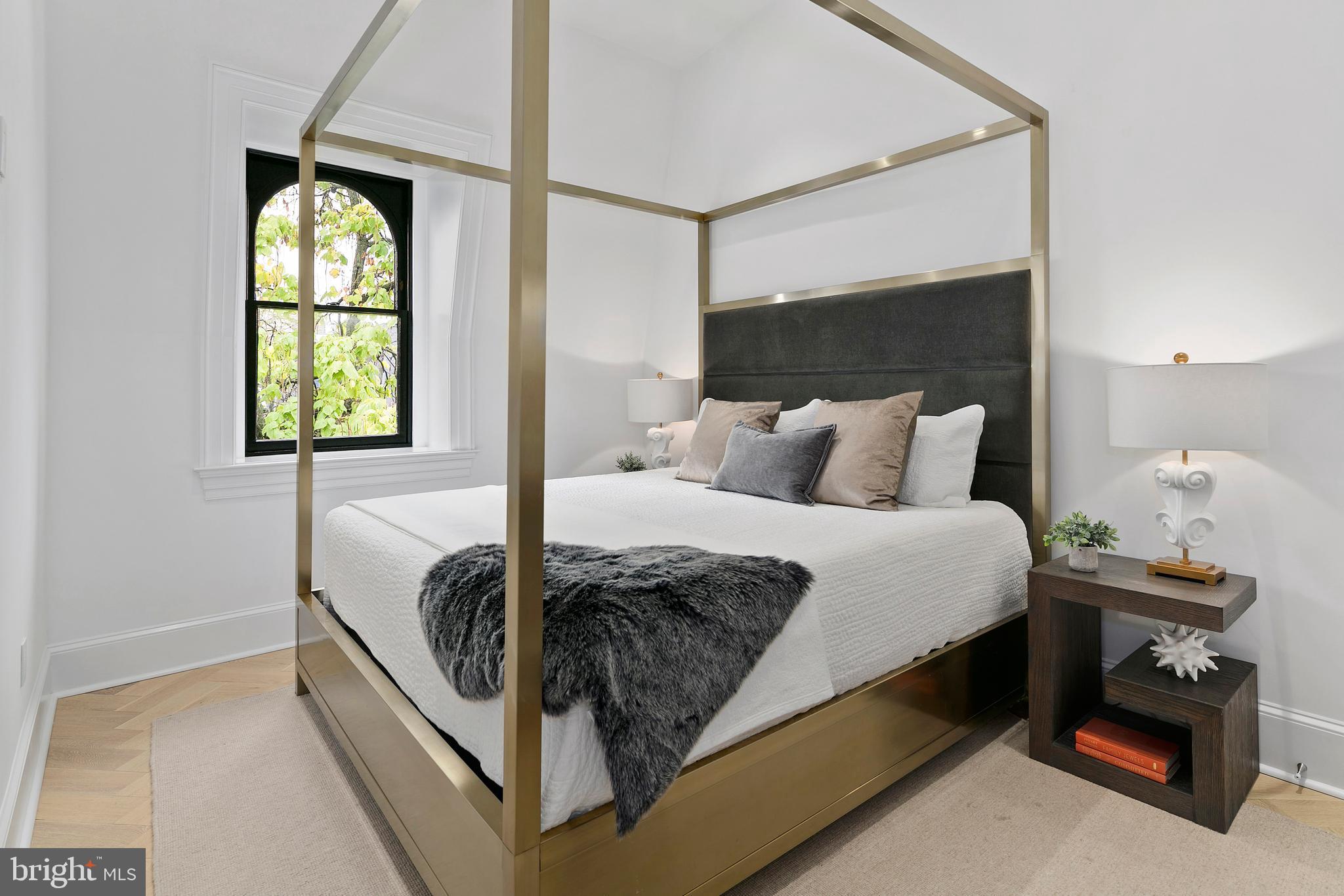 1313 R Street Northwest, Unit 2 Washington, DC 20009 - Photo 24 of 30