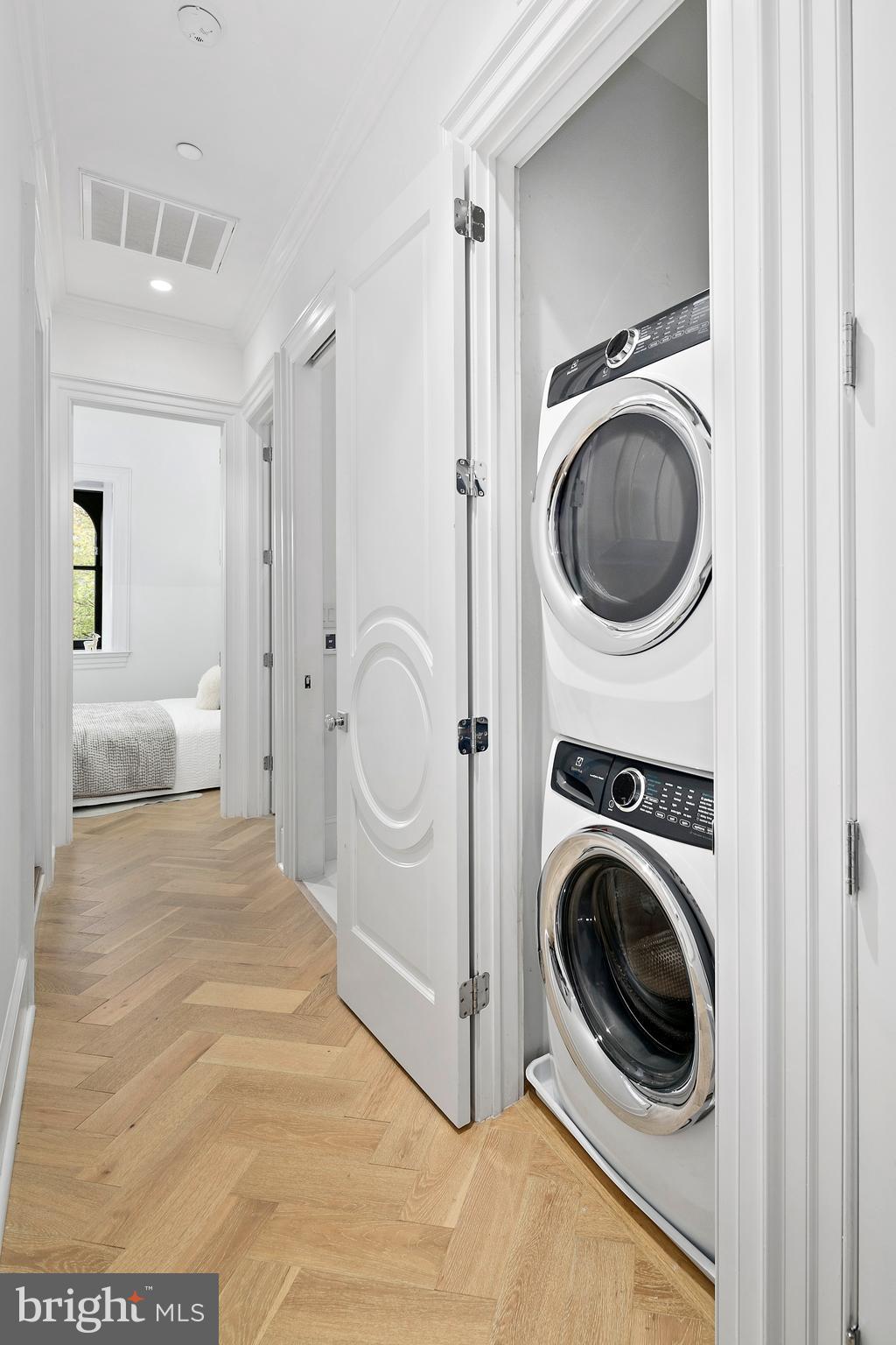 1313 R Street Northwest, Unit 2 Washington, DC 20009 - Photo 26 of 30