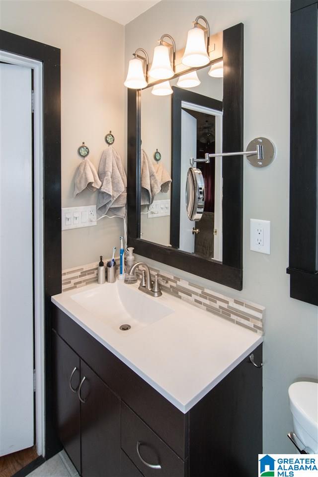 1524 Berry Road Birmingham, AL 35226 - Photo 12 of 33