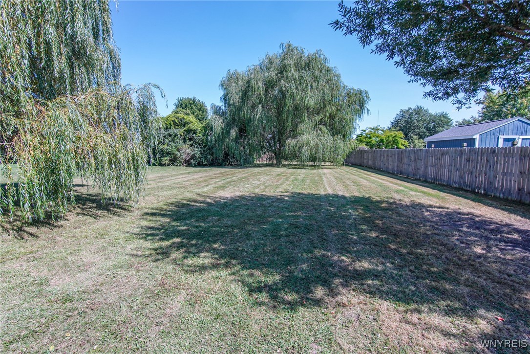 2701 Stony Point Road Grand Island, NY 14072 - Photo 41 of 47