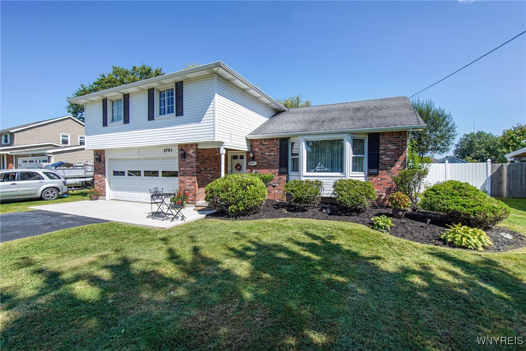 2701 Stony Point Road Grand Island, NY 14072 - Photo 43 of 47