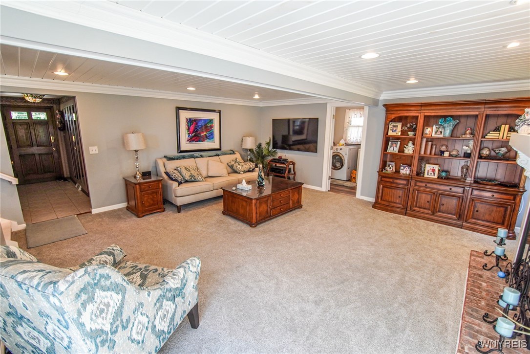 2701 Stony Point Road Grand Island, NY 14072 - Photo 7 of 47