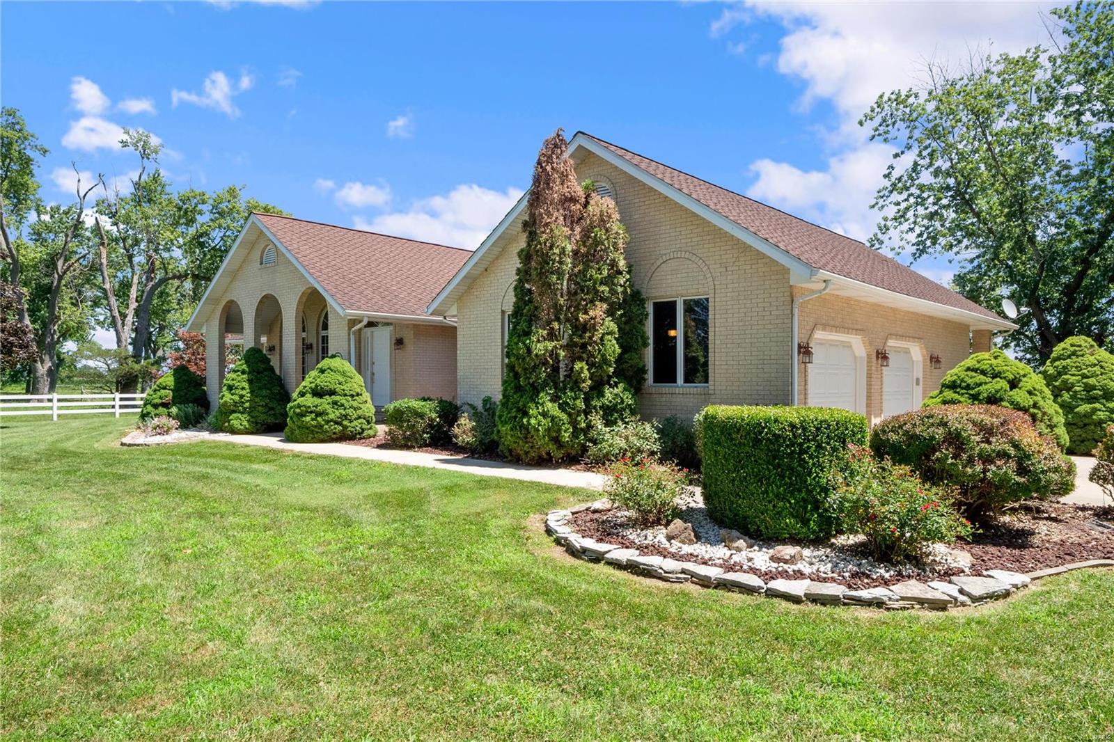 11312 Little Prairie Road Breese, IL 62230 - Photo 18 of 71