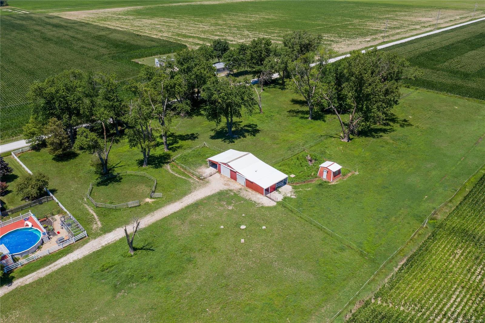 11312 Little Prairie Road Breese, IL 62230 - Photo 6 of 71