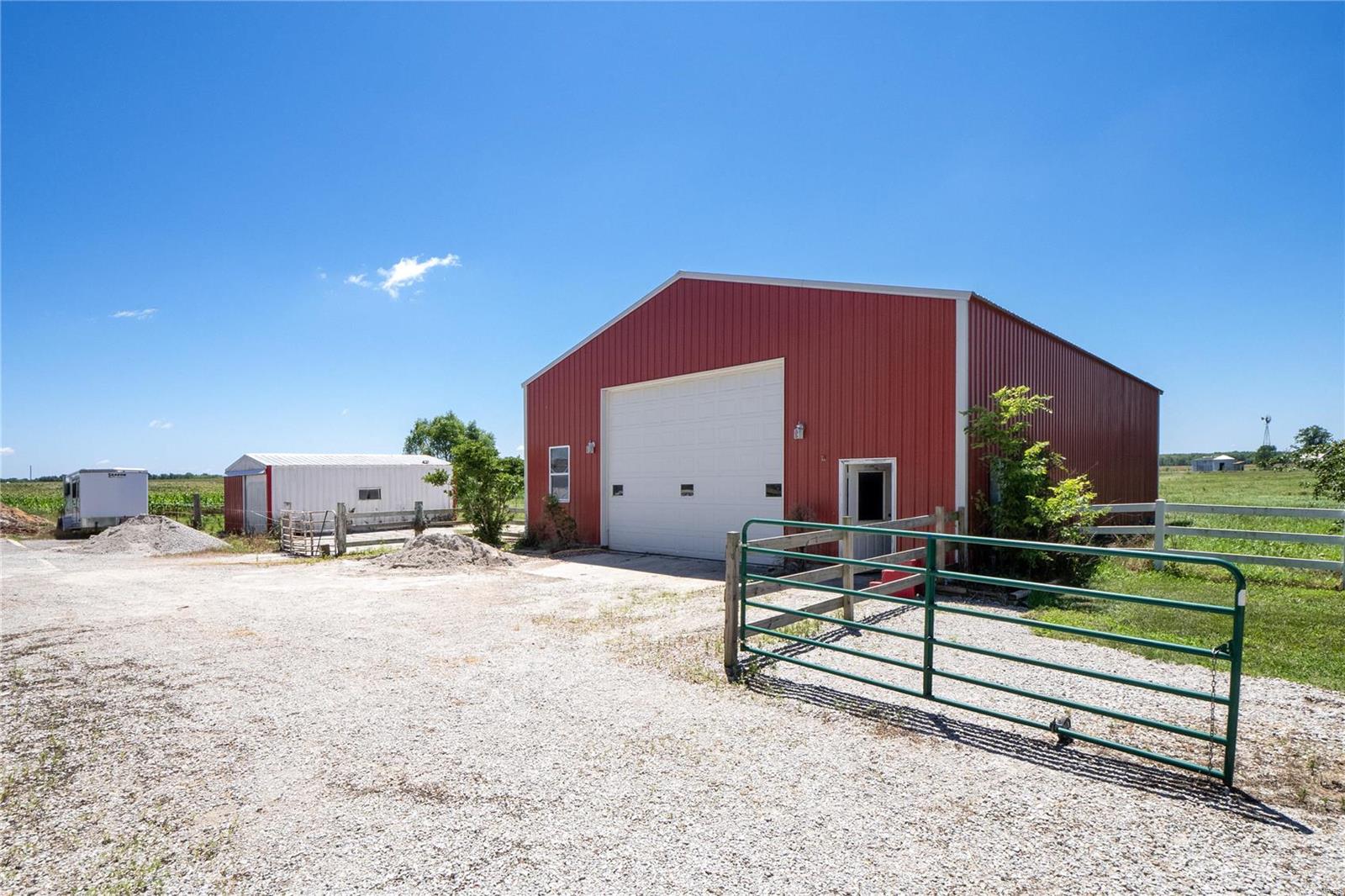 11312 Little Prairie Road Breese, IL 62230 - Photo 9 of 71